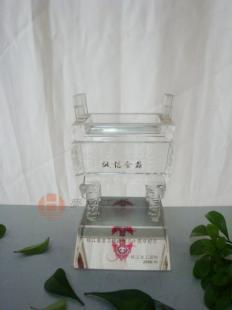 水晶內雕藝術 廣州市夢煥工藝美術品的匠心傳承